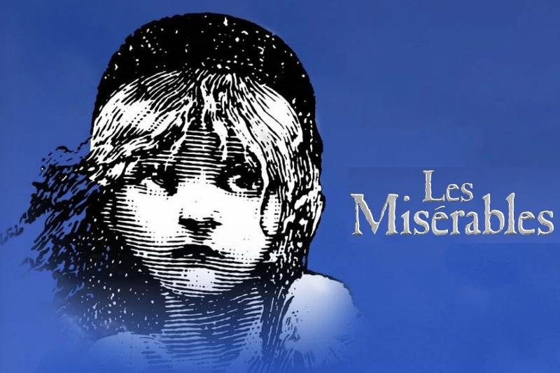 Personnages iconiques des Misérables de Hugo, mettant en scène Jean Valjean, Cosette, Javert et Gavroche dans une composition dramatique.